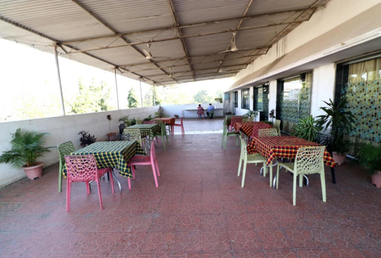 Hotel Girnar Aurangábád Exteriér fotografie